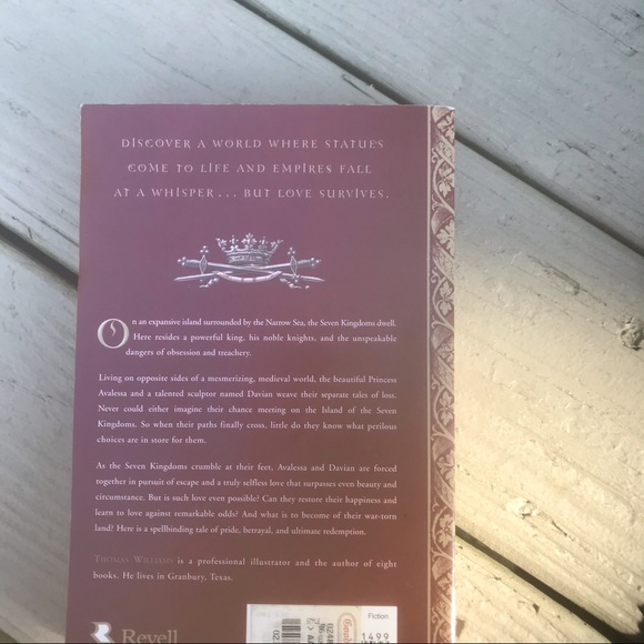 3 Fantasy books - Picture 4 of 8